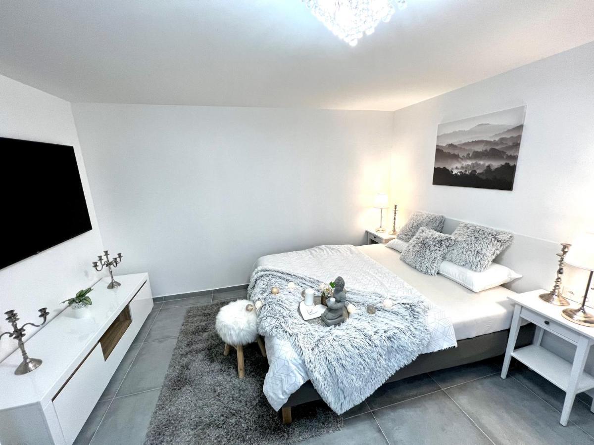 Apartmany Ellie 兹诺伊莫 外观 照片